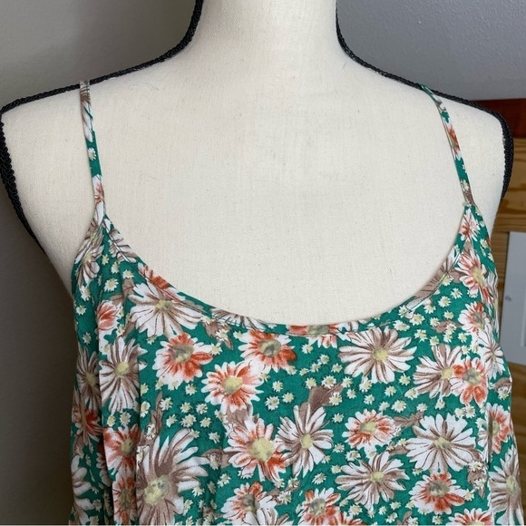 Timing Green Floral Spaghetti Strap Flowy Crop Tank Top Large - Picture 4 of 7